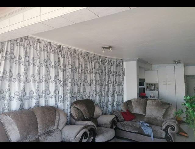 1 BEDROOM APARTMENT FOR SALE IN ESPLANADE
